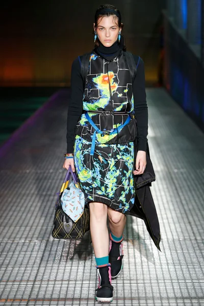 Look 34